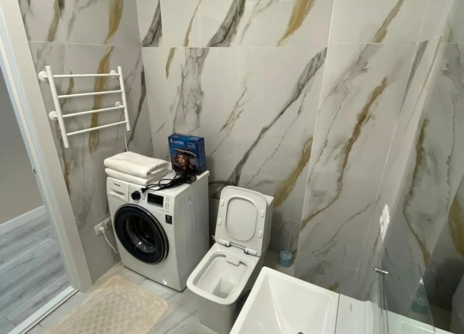Aisafi Apartment Almaty 0*,  Kazakhstan